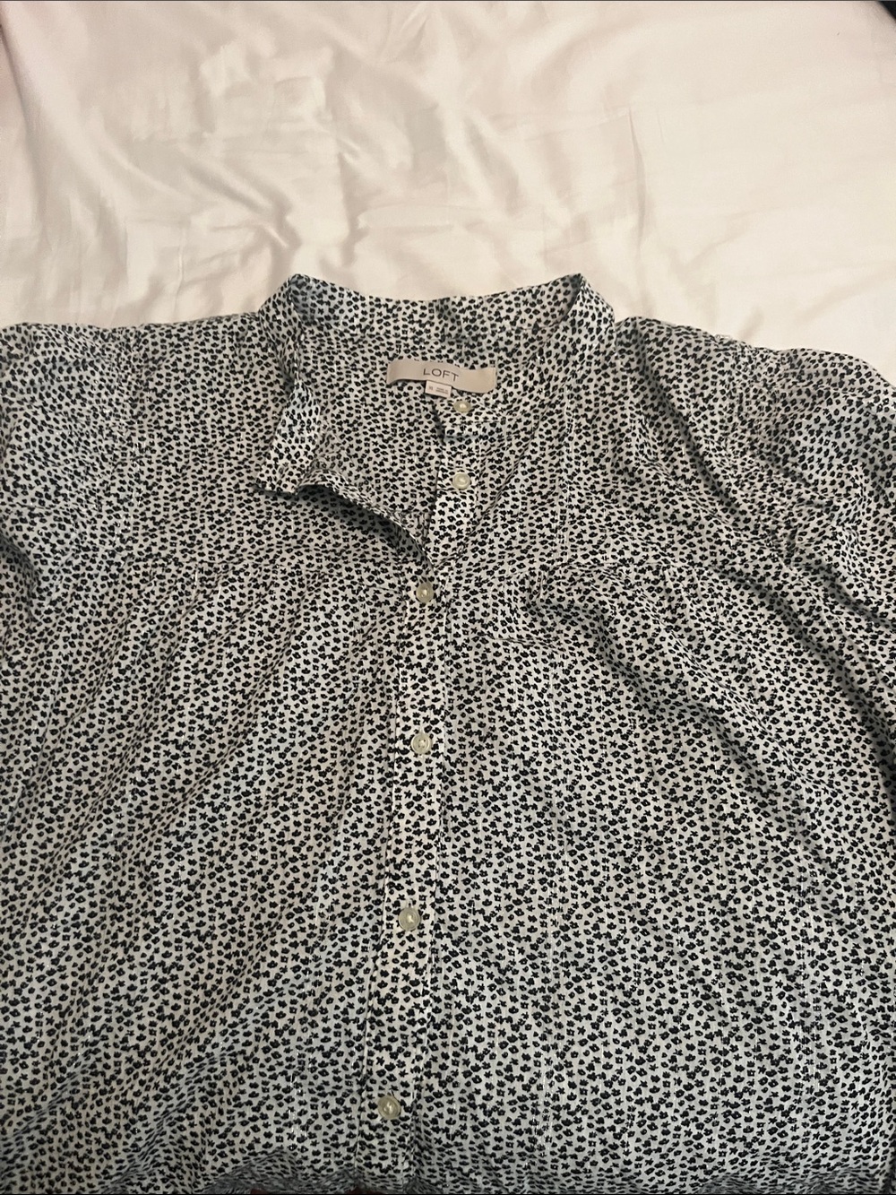 LOFT Black and White Micro Print Button-Up Shirt